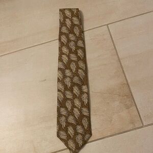 Elegant Brown and Gray Men's Tie
